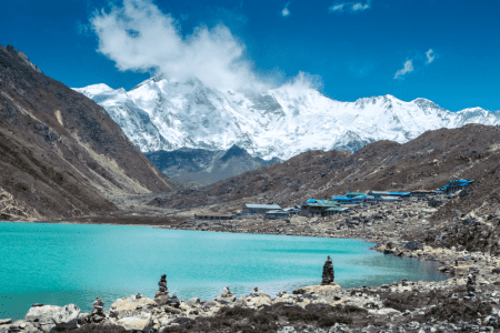 EVEREST GOKYO LAKE TREK
